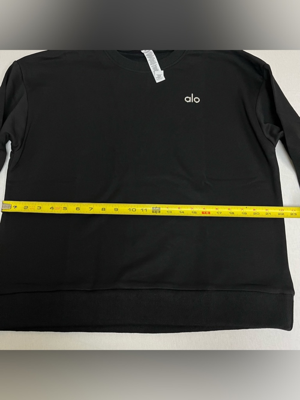 ALO Yoga Women's Crewneck Sweatshirt - Black - Picture 5 of 7